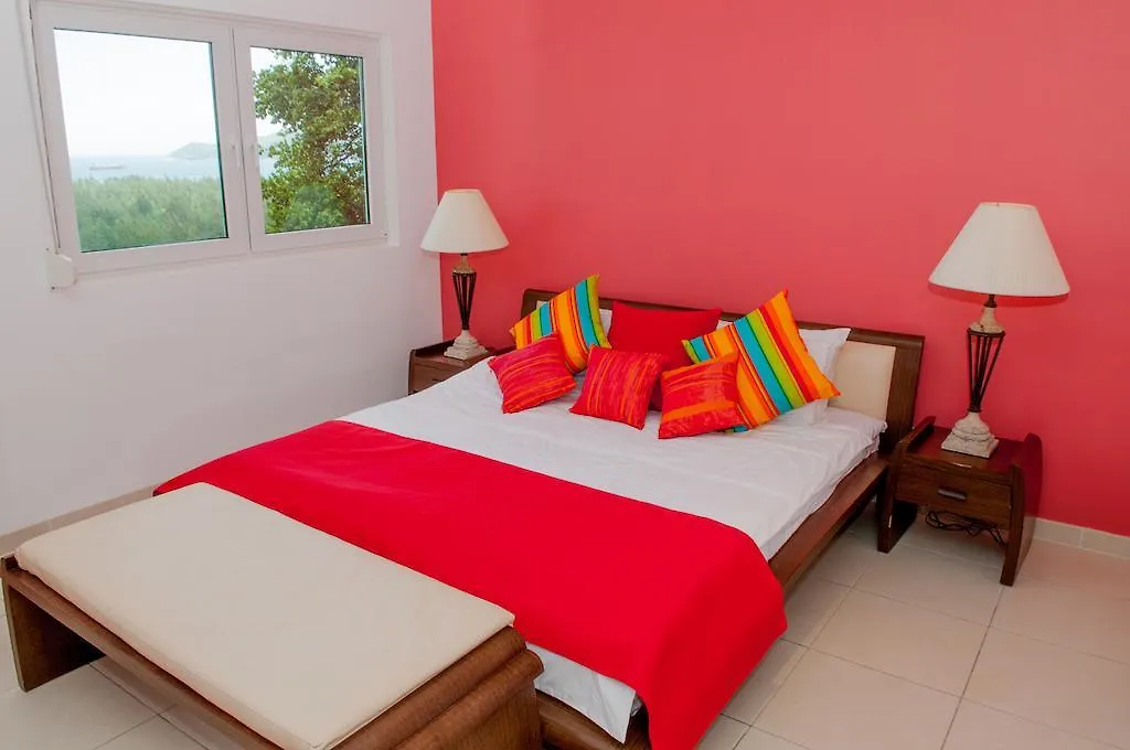 Carpe Diem Apartment Anse Etoile 0*,